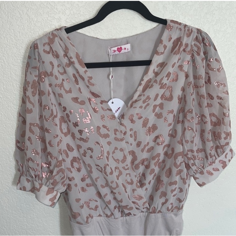 SPOTLIGHT SPECTACLE LEOPARD BODYSUIT IN BLUSH - Picture 5 of 9